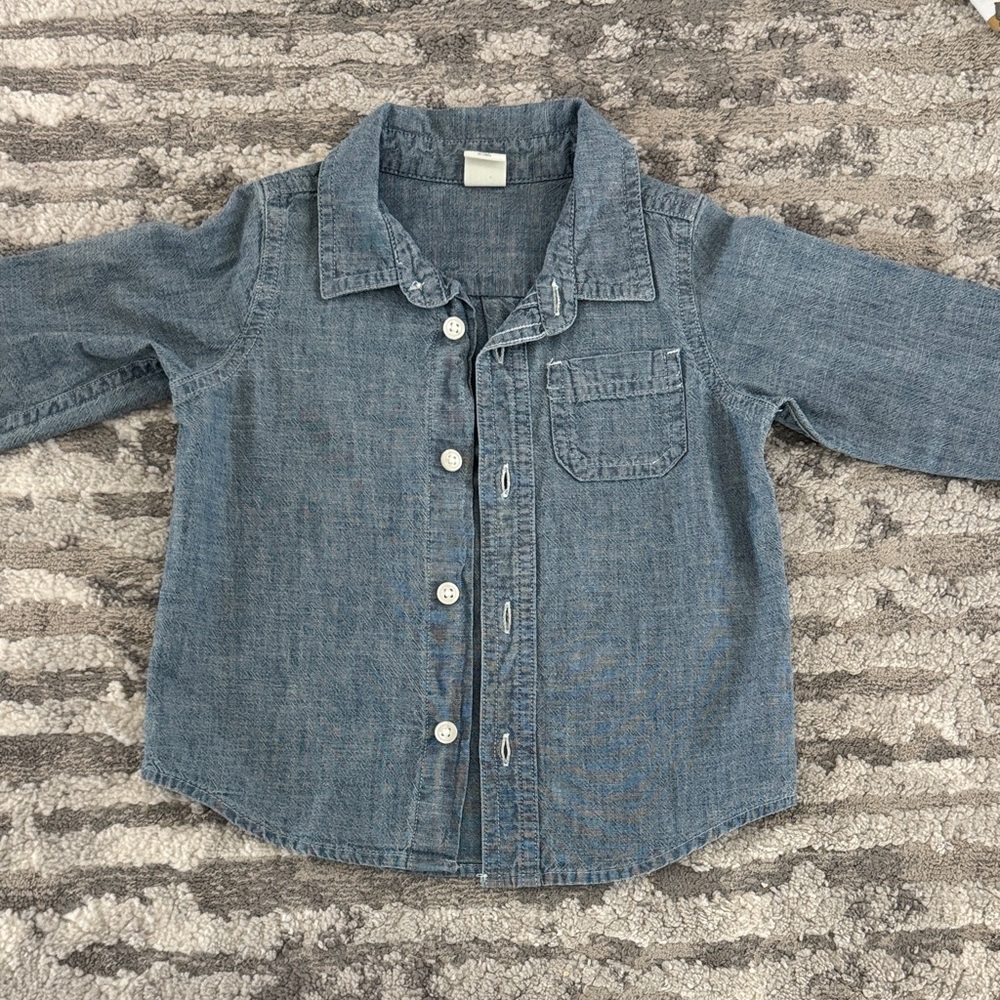 Worn once - GAP light blue shirt